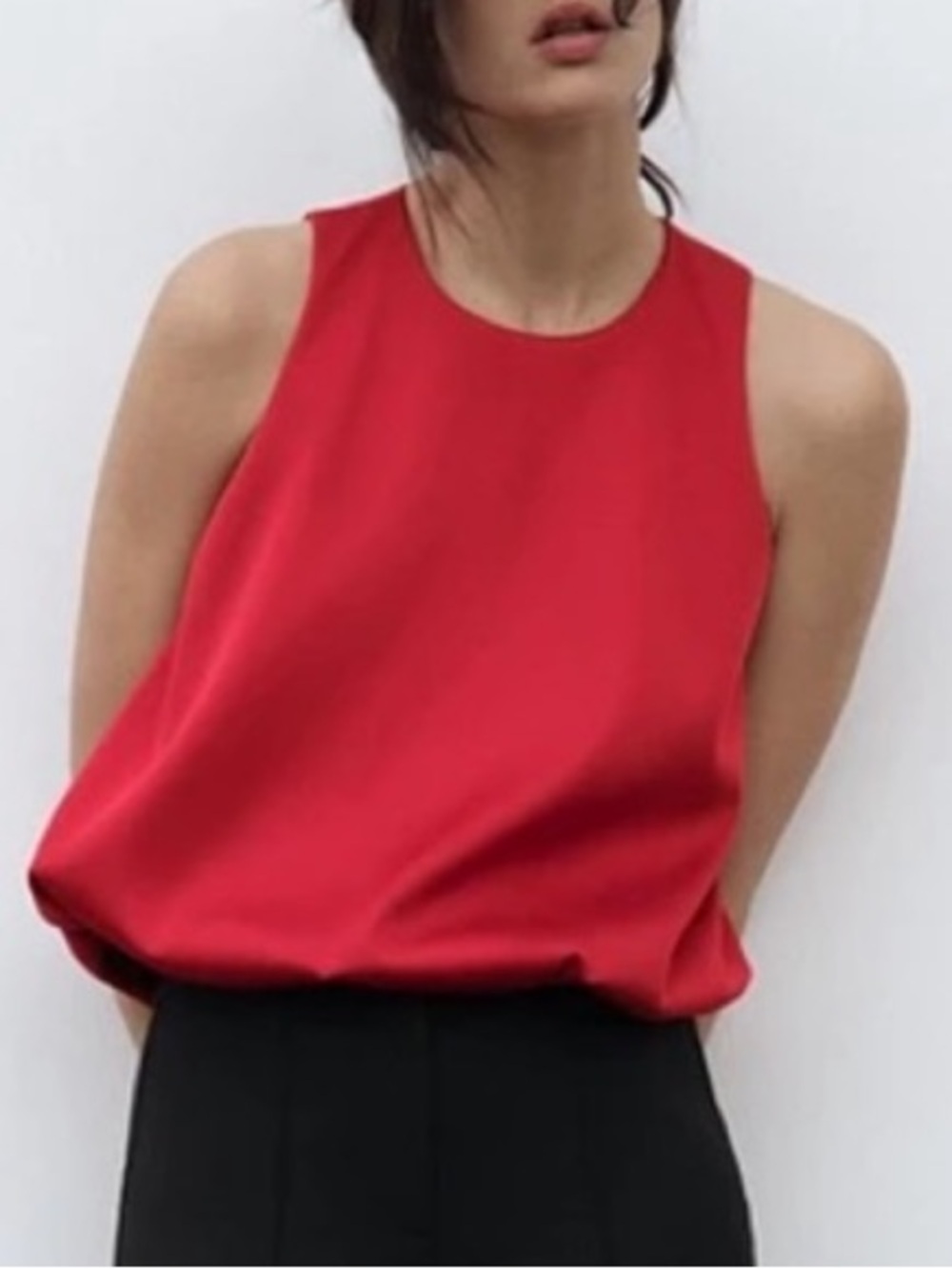 Zara Cropped length Red sleeveless balloon top Small